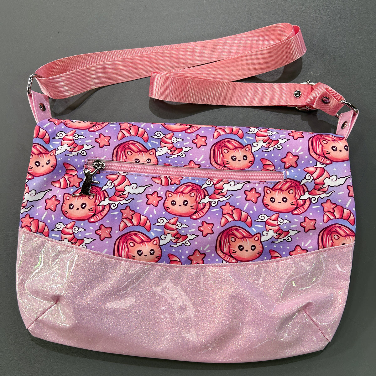 Croissant Kitty foldover crossbody bag - image 3