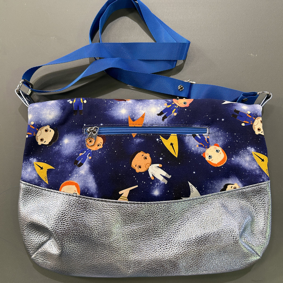 Star Trek foldover crossbody bag - image 3