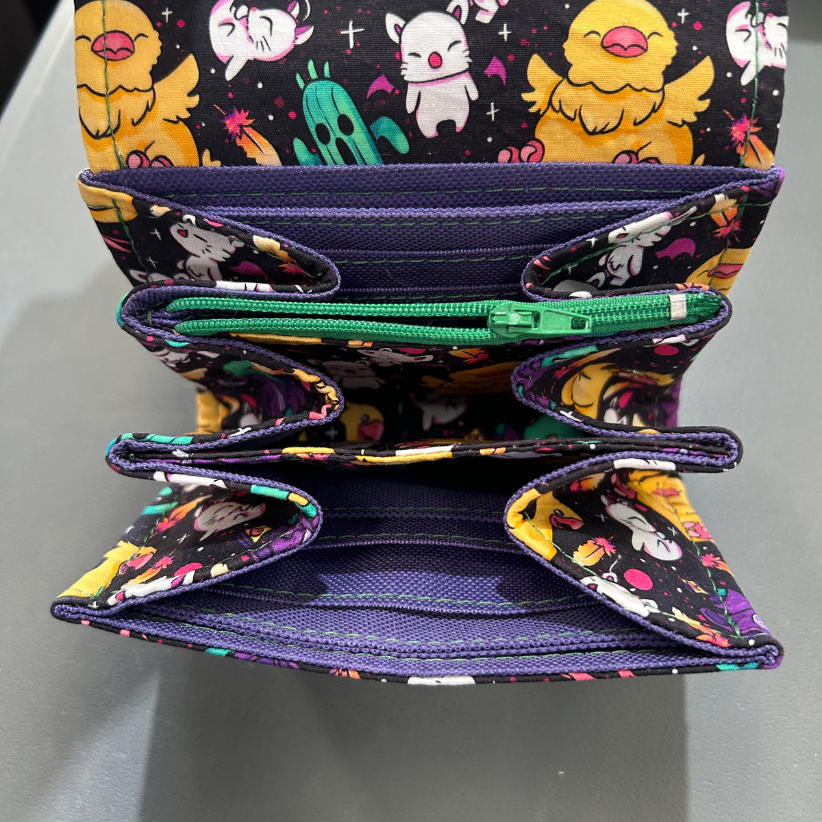 Final Fantasy Small Purse - image 3