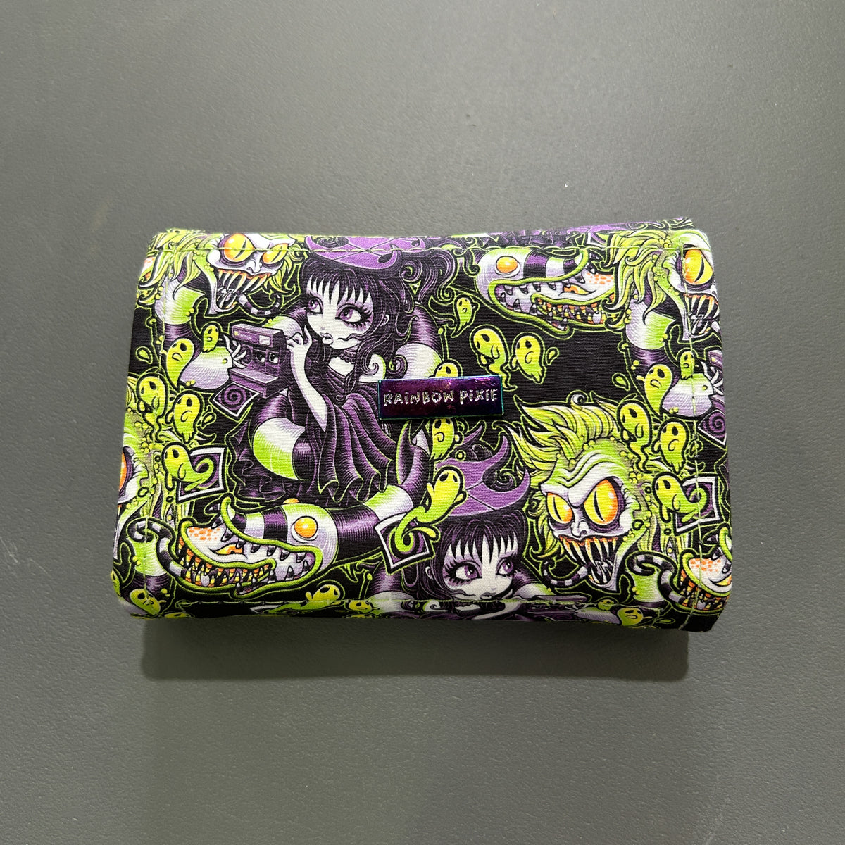 Beetlejuice Small Purse - image 3